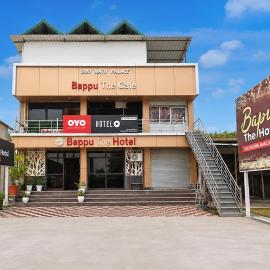 Hotel O Uttaranchal University Dehradun, Hotel in Jhājra