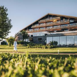 Wellnesshotel Linde, hotelli kohteessa Sulzberg
