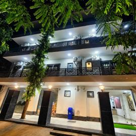 Star Studio Service Apartment Near Medanta Hospital Gurgaon, Hotel in Gurgaon