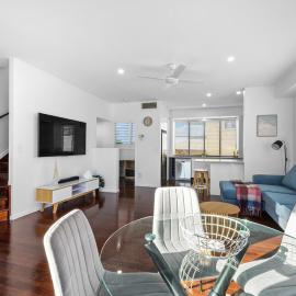 Manly Beach View Townhouse Haven