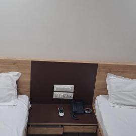 Hotel Crystal inn – hotel w mieście Bhilad