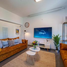 Yello Homes Suite - Dream Loft - Jacquzzi - bis zu 10 Gäste, hotel v Norimberku