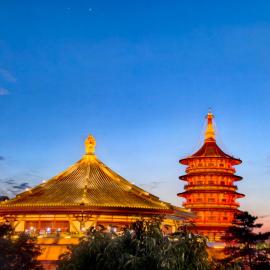 First Sight Hotel,Next to Yingtianmen Imperial City,Provide Airport and High-Speed Rail Station Pickup，洛陽的飯店