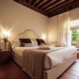 Hotel San Antonio el Real, hotel v mestu Segovia