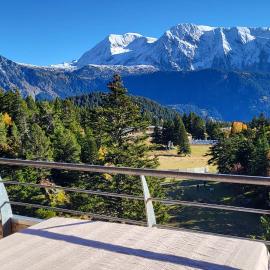Vue spectaculaire, Appartement T3 pied des pistes, terrasse, parking, 6 pers