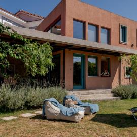 Allia seaside home