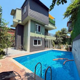 Luxury villa in mountain, hotel in Geyikbayırı