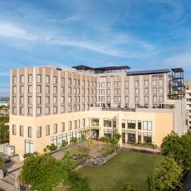 Park Inn by Radisson Jabalpur, hotel di Jabalpur