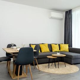 Modern City Park Apartment - Outdoor Pool & Parking by Flat Manаger