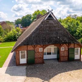 FH Luhe-Hof - Historisches Reetdachanwesen, Hotel in Winsen