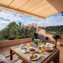 Exclusive bungalow in Sierra Cortina, hotel a Finestrat