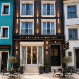 Little Palace Blue Apartment