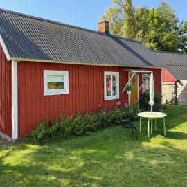 Lovely Home In Löttorp With Wifi, hotel i Löttorp