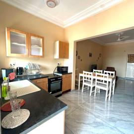 KMR Apartment - Sira