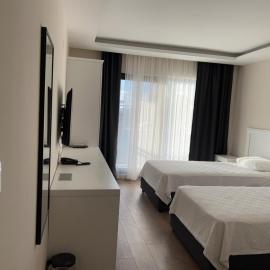 Dada Otel, hotel en Ezine