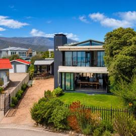 Viesnīca iMoyo Ocean Villa and Studio, Hermanus pilsētā Hermānesa