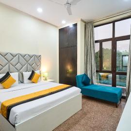 Itsy Hotels Golden Vista Near Noida City Centre