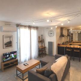 L'essentiel, proche stade, Clim, parking, piscine