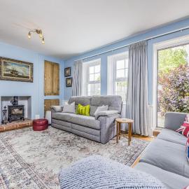 Number 2 Admiralty Cottages - Pass the Keys