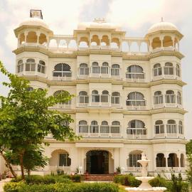 Aura By Arihant Countryside Retreat, Hotel in Lakāwās