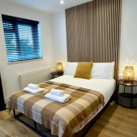 NativaStays Private En-suite Rooms & Kitchen, hotel in London