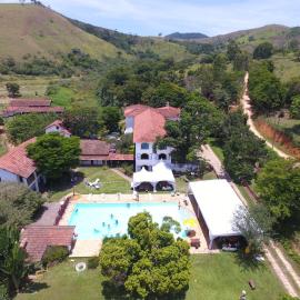 Fazenda Hotel Jatahy, viešbutis mieste Cavaru
