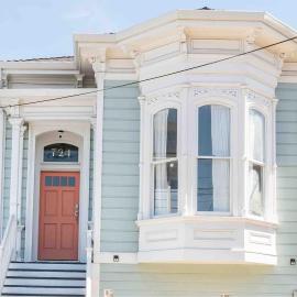 Renovated Historic House minutes from SF!, hotel in Oakland
