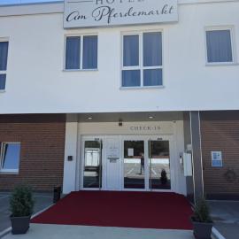 Hotel am Pferdemarkt, hótel í Aurich