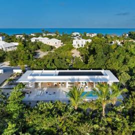 Villa Terra Blue - Walk to Beach, hotel a Leeward