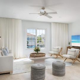 One Grace Bay Townhomes 3 BR - K203, Hotel in The Bight Settlements