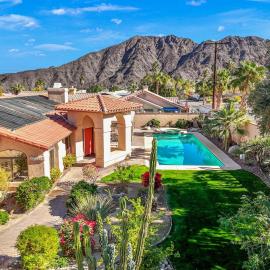 Casa Carranza Hideaway - Pool and Spa, Mountain Views