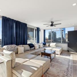 175 LEX - Walkable Downtown Lexington & Rupp Arena - Full Condos