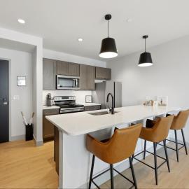 175 LEX - Walkable Downtown Lexington & Rupp Arena - Full Condos