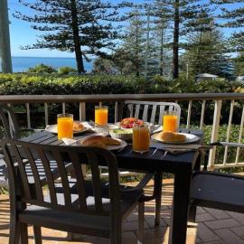 Flinders Lodge Unit 1 - Lifestyle Yamba, hotel a Yamba