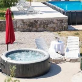 Kamp Luke, hotel i Trebinje