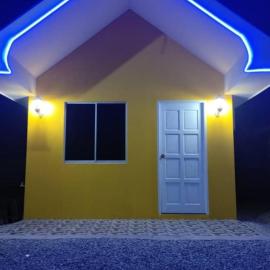 Sematan Coral Cottage by MF, hotel in Sematan
