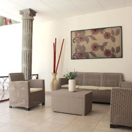 Casa Fontana - 3BR Home with Terrace & Free Parking