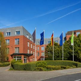 H+ Hotel Köln Hürth by Sunday Hotels, hotel sa Hürth