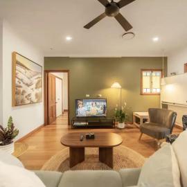 House of Fairy Wren -Charming Queenslander Cottage mins drive to Brisbane CBD and Gabba Stadium! - Holiday Home