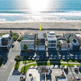 Beachfront Condo on A LowKey Beach, hotelli kohteessa Sunset Beach