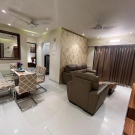 Modern Premium 2 BHK Apartment, hotel din Thane