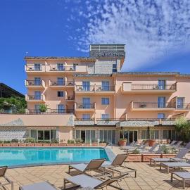 Quiete Taormina Naxos, Tapestry Collection By Hilton, hotel in Giardini Naxos