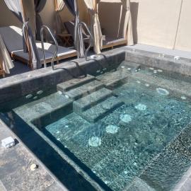 Family Hotel Malibu, ξενοδοχείο στο Τσερνομόρετς
