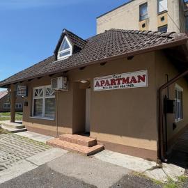 Vank Apartman Barcs、Barcsのホテル
