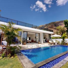 Villa Mercure. Private villa. 2 en-suite bedrooms.