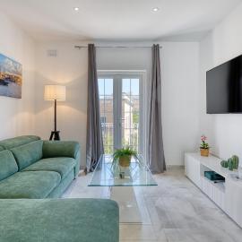 2 BR Duplex in the Heart of Sliema & Rooftop Views