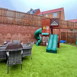 Modern 4Bed Home Durham Sleeps 8 Parking & WiFi