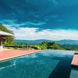 Wonderful Mountain Views Villa Pool