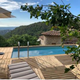 Cabris में, होटल Haut de maison en pierre jardin et piscine vue mer