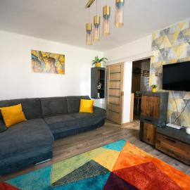 Bucur Residence Rupea - apartament modern cu 2 camere pentru 4 persoane, ξενοδοχείο σε Rupea